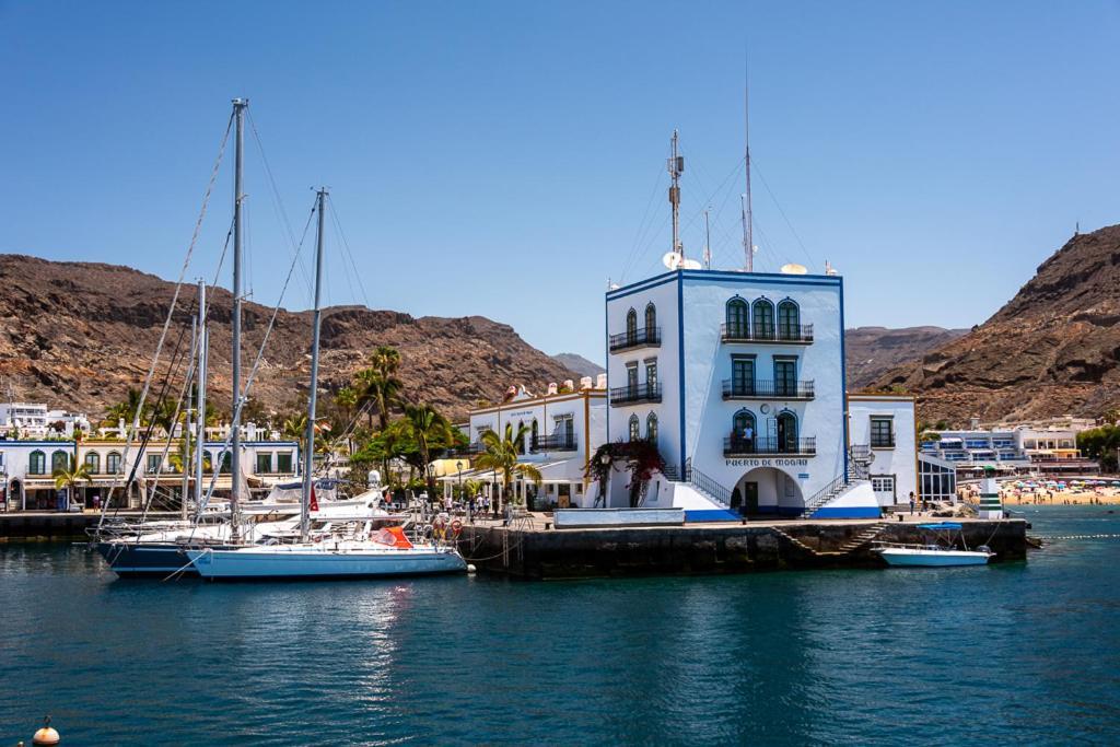 Edificio Playa Appartement Puerto De Mogan Buitenkant foto