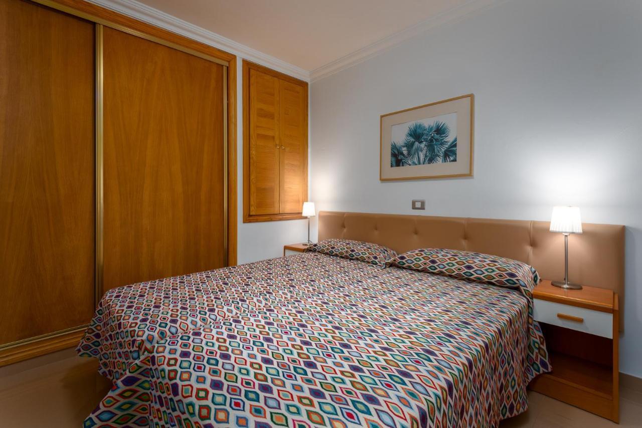 Edificio Playa Appartement Puerto De Mogan Buitenkant foto