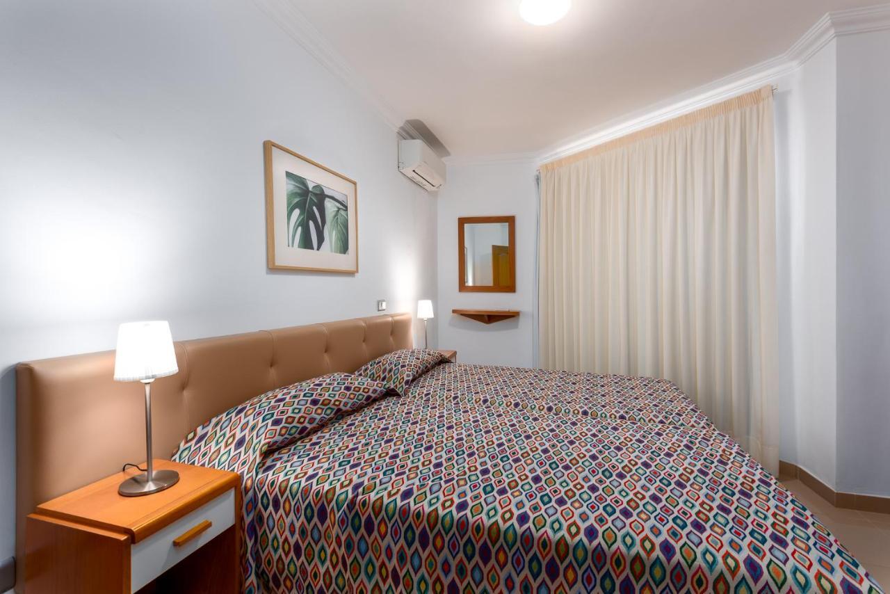 Edificio Playa Appartement Puerto De Mogan Buitenkant foto